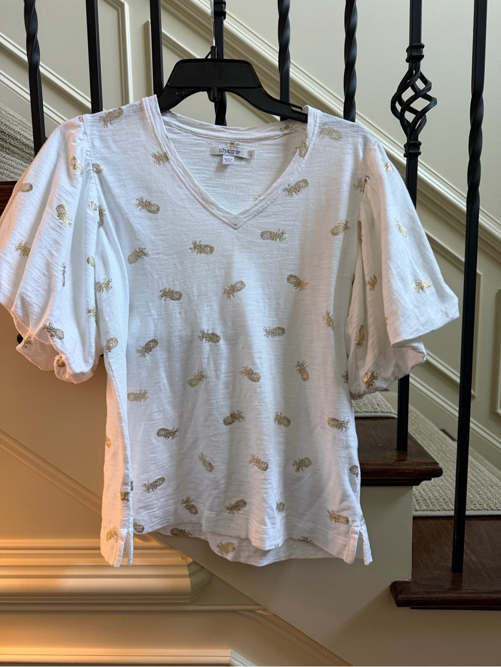 Chico's White V-Neck Tee with Gold Pineapple Print size 1